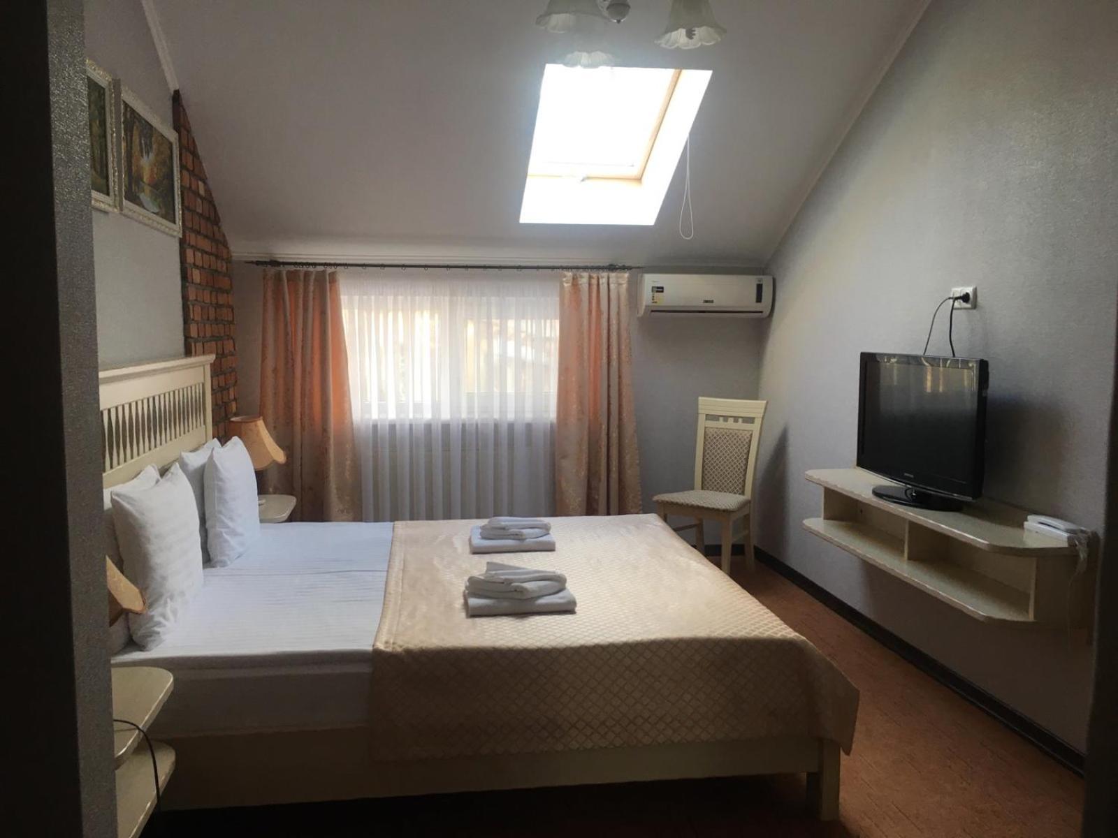 Sapsan Hotel เตอร์โนปิล ภายนอก รูปภาพ